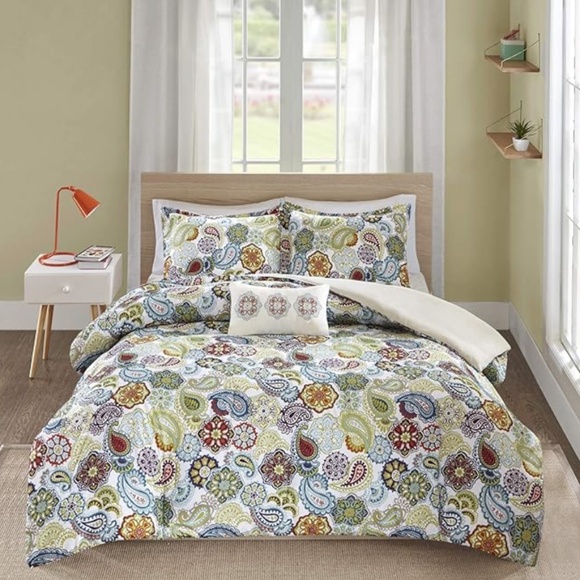 Mi Zone Tamil Comforter Set NWT - Picture 3 of 6